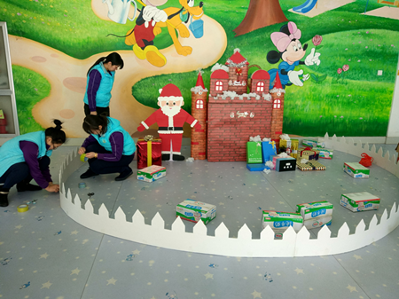 北京大风车章丘市妇女儿童活动中心幼儿园 圣诞系列活动（一）—手抄报展