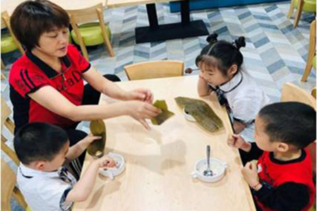 端午到棕有情——中润大风车国际幼儿园端午节活动